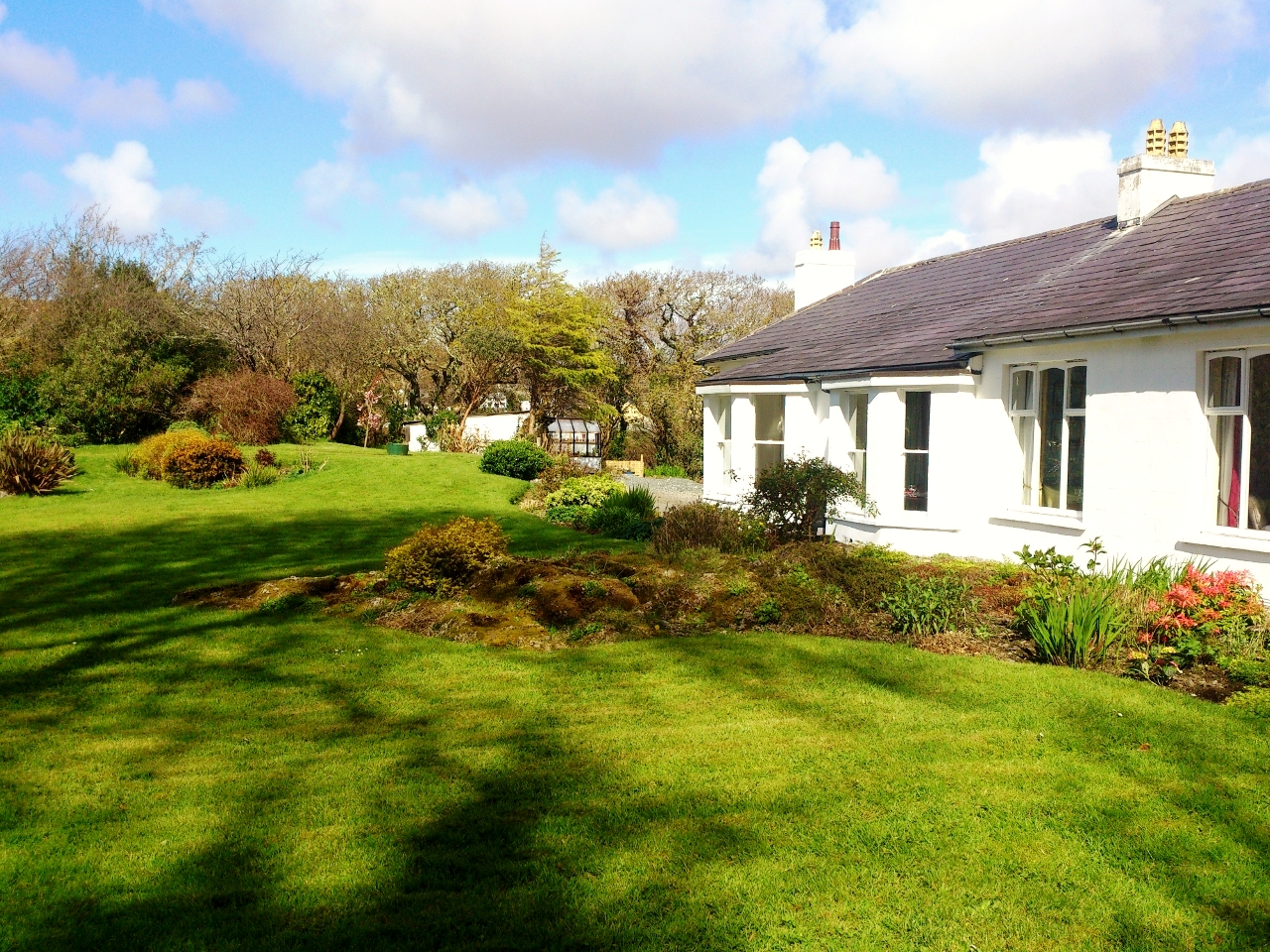 Irish b b. Pump in a Country House photo.